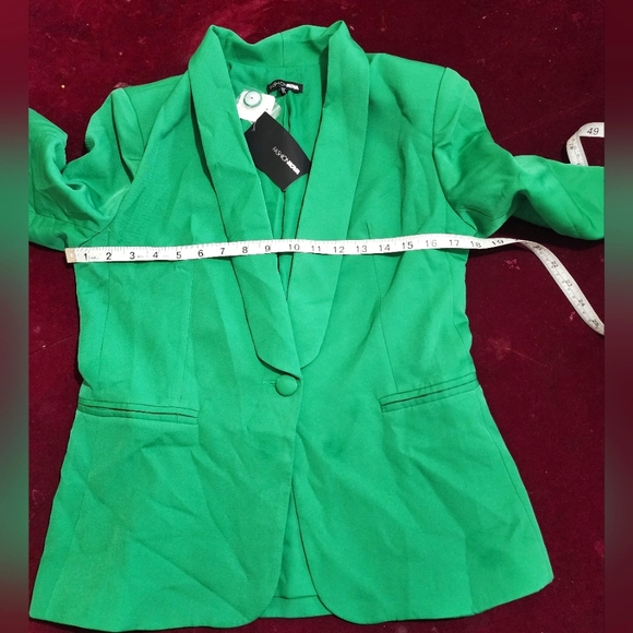 Fashion Nova VP Life Suit Set - Picture 3 of 16